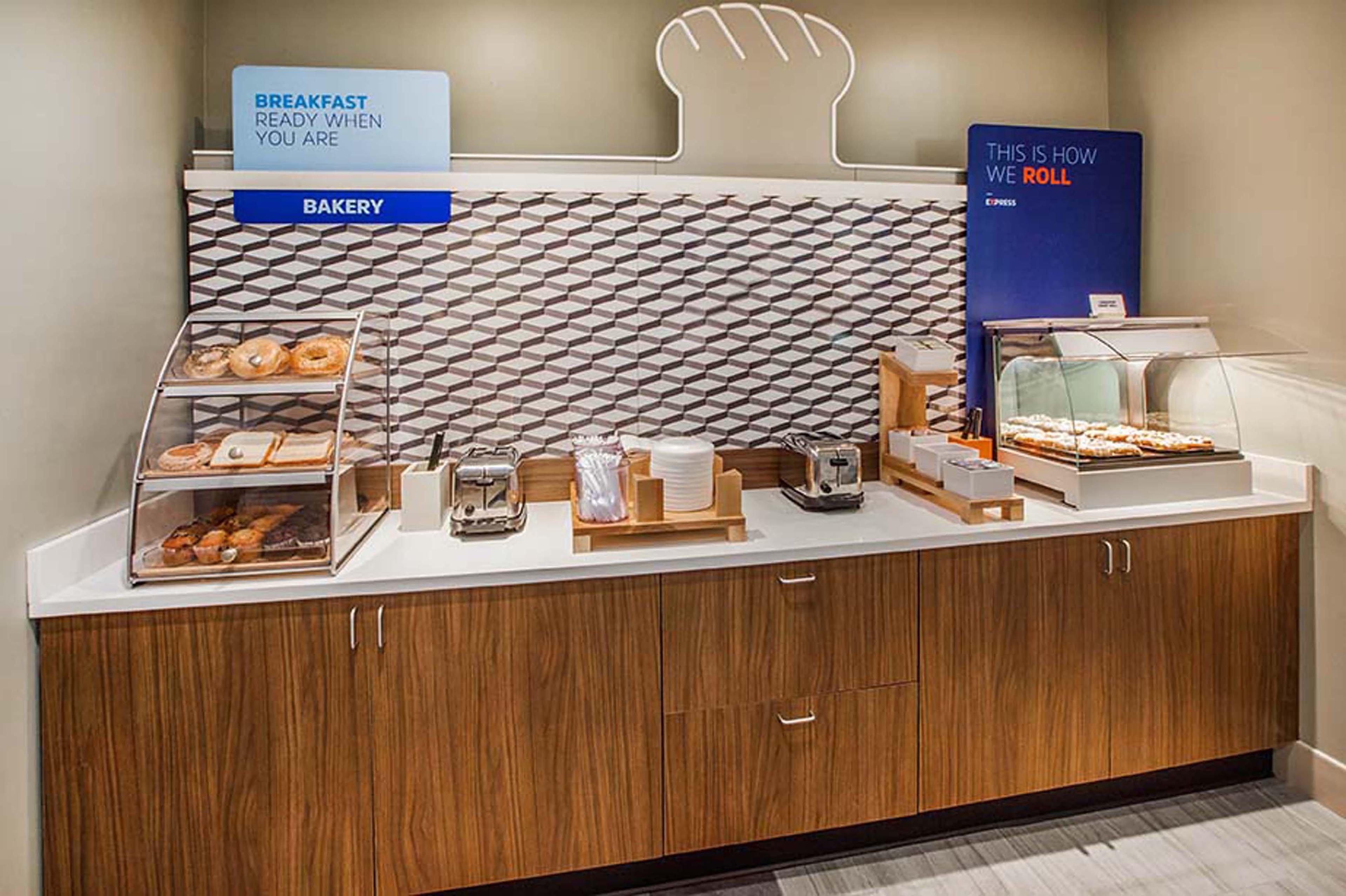 Holiday Inn Express & Suites - Indianapolis Northwest By Ihg Exteriör bild